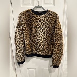 Zara Trafaluc Fuzzy Leopard Print Sweatshirt